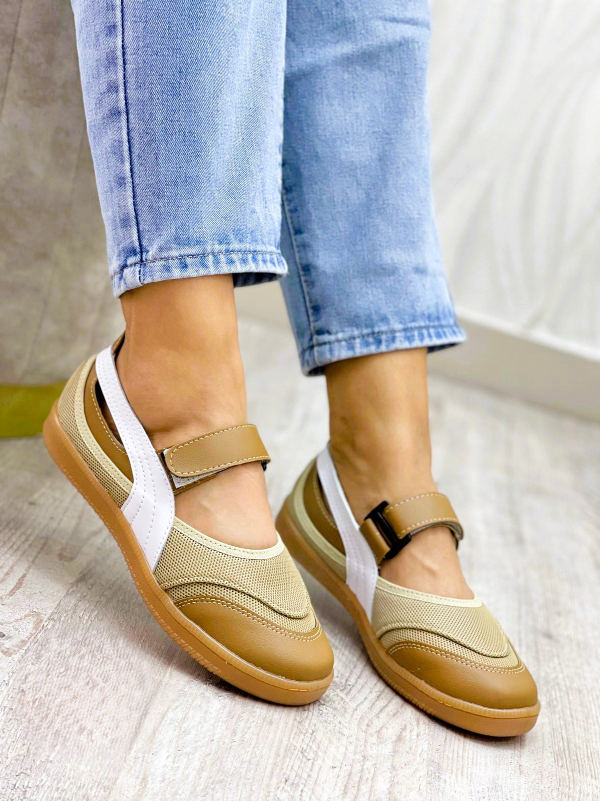 Gray helmet for bikers