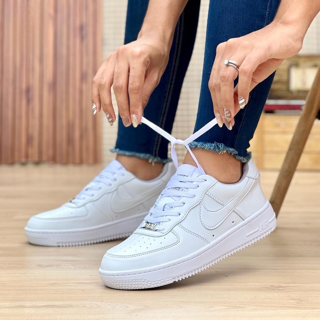 NIKE COLEGIAL FORCE ONE + CAJA 👟🔥